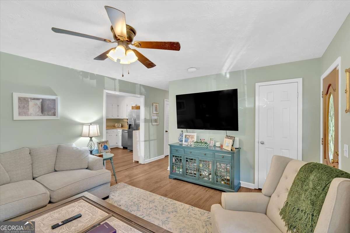 1277 Abrams Road Silver Creek - 9