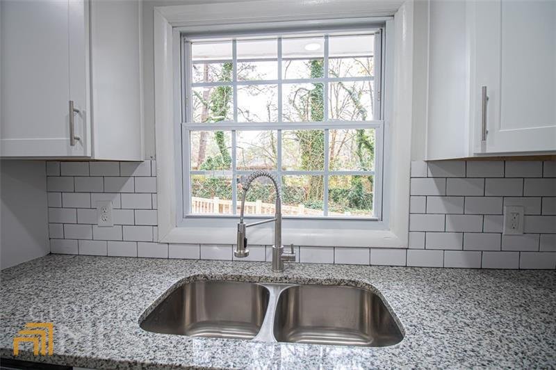 3893 Bonnie Lane Atlanta - 28