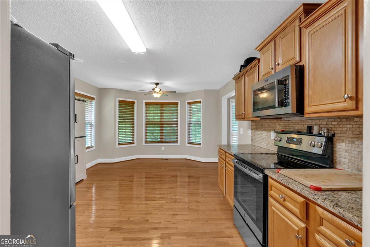 185 White Oak Court Carrollton - 17