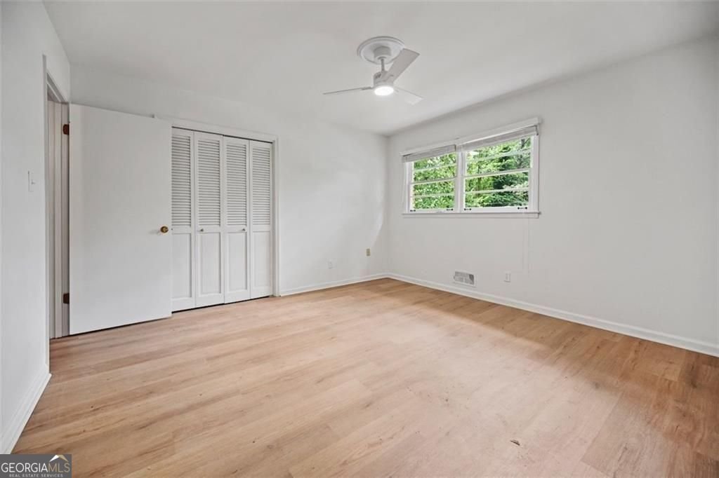 3332 Saint John Drive East Point - 23