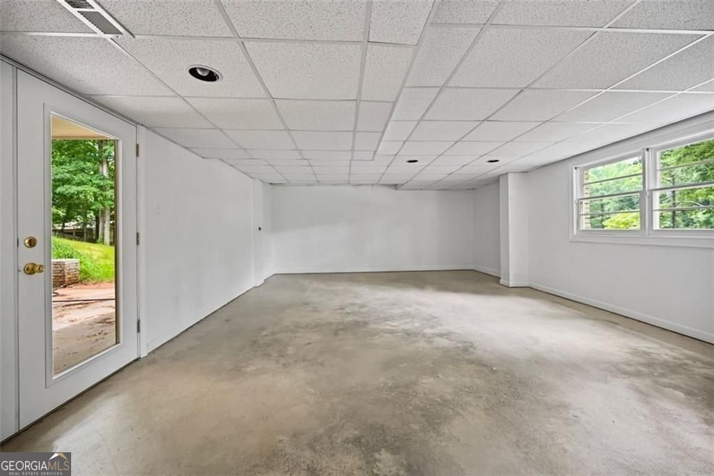 3332 Saint John Drive East Point - 29