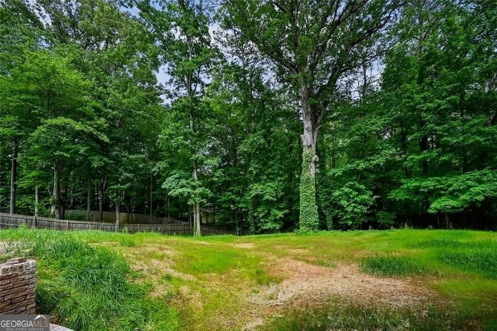 3332 Saint John Drive East Point - 38