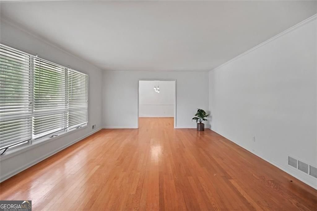 3332 Saint John Drive East Point - 4