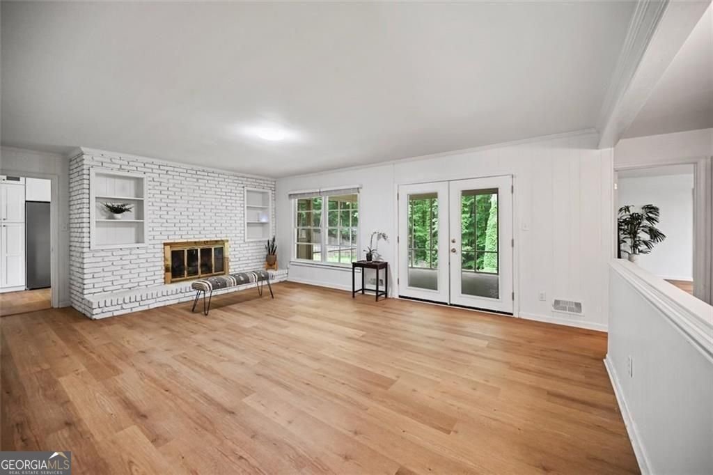 3332 Saint John Drive East Point - 6