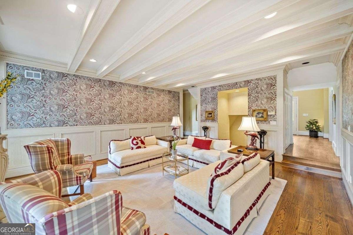 550 Atlanta Country Club Drive Marietta - 23