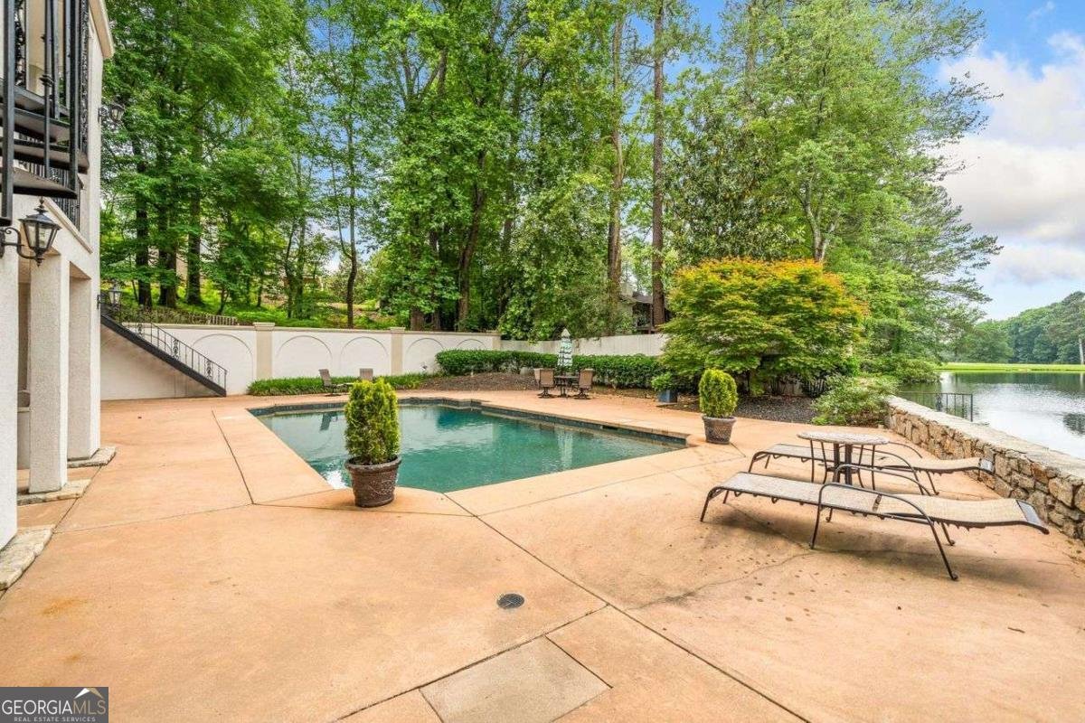 550 Atlanta Country Club Drive Marietta - 60