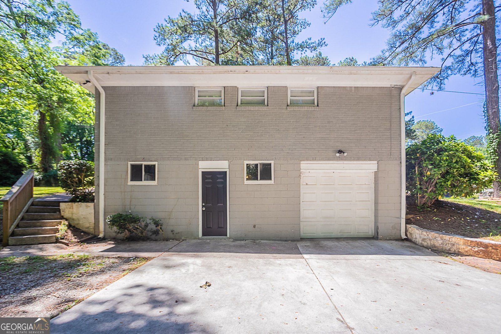 2755 Rockcliff Road Atlanta - 30