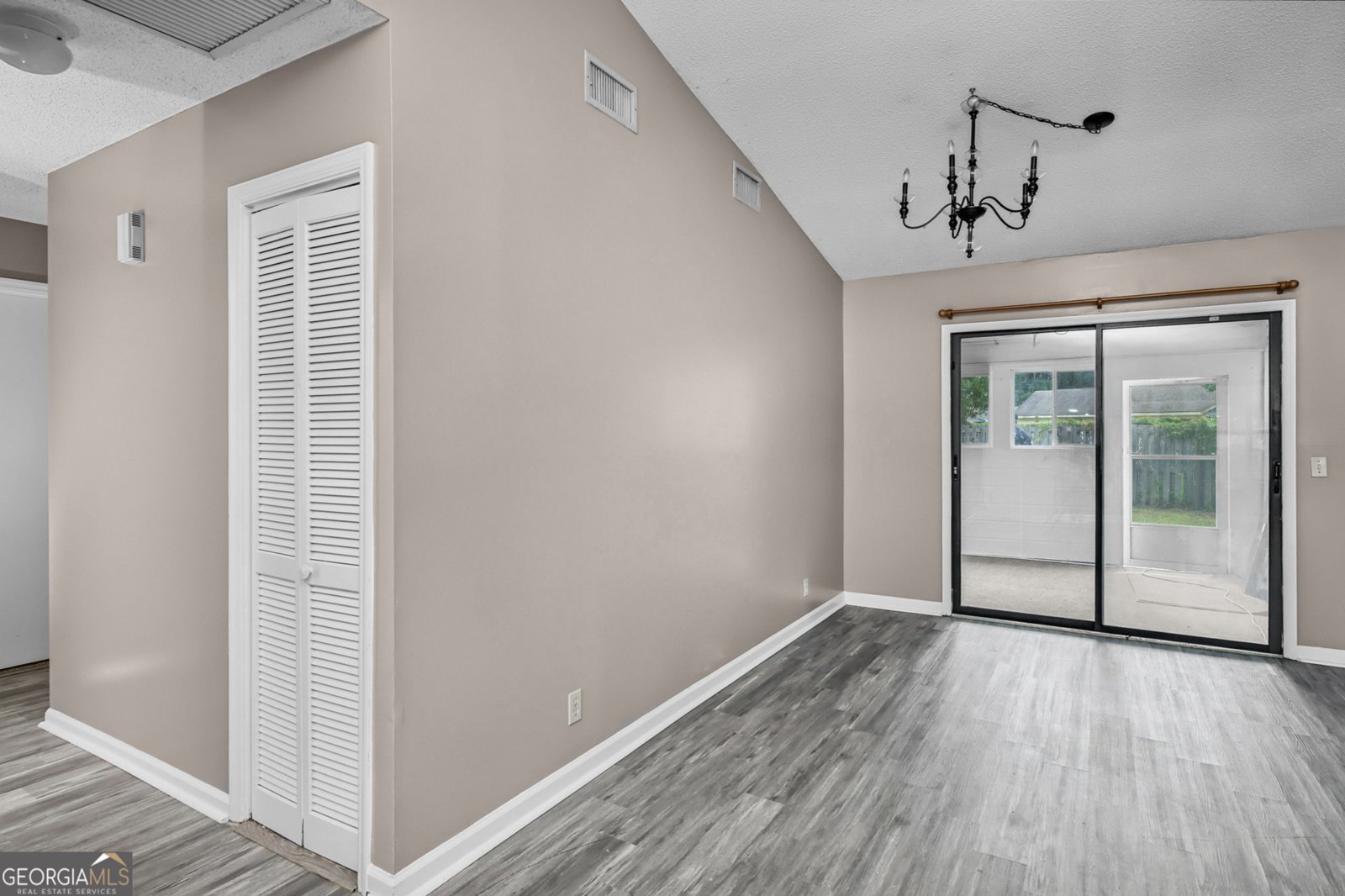 311 Sunnyside Drive St. Marys - 12
