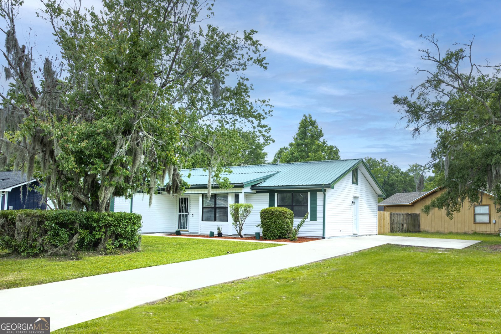 311 Sunnyside Drive St. Marys - 2
