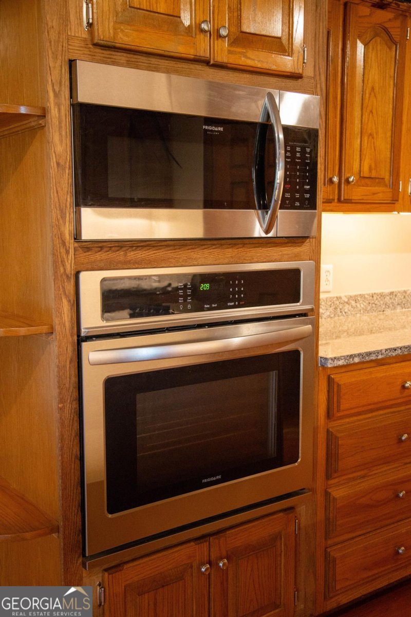 5407 Us Hwy 221 Uvalda - 55