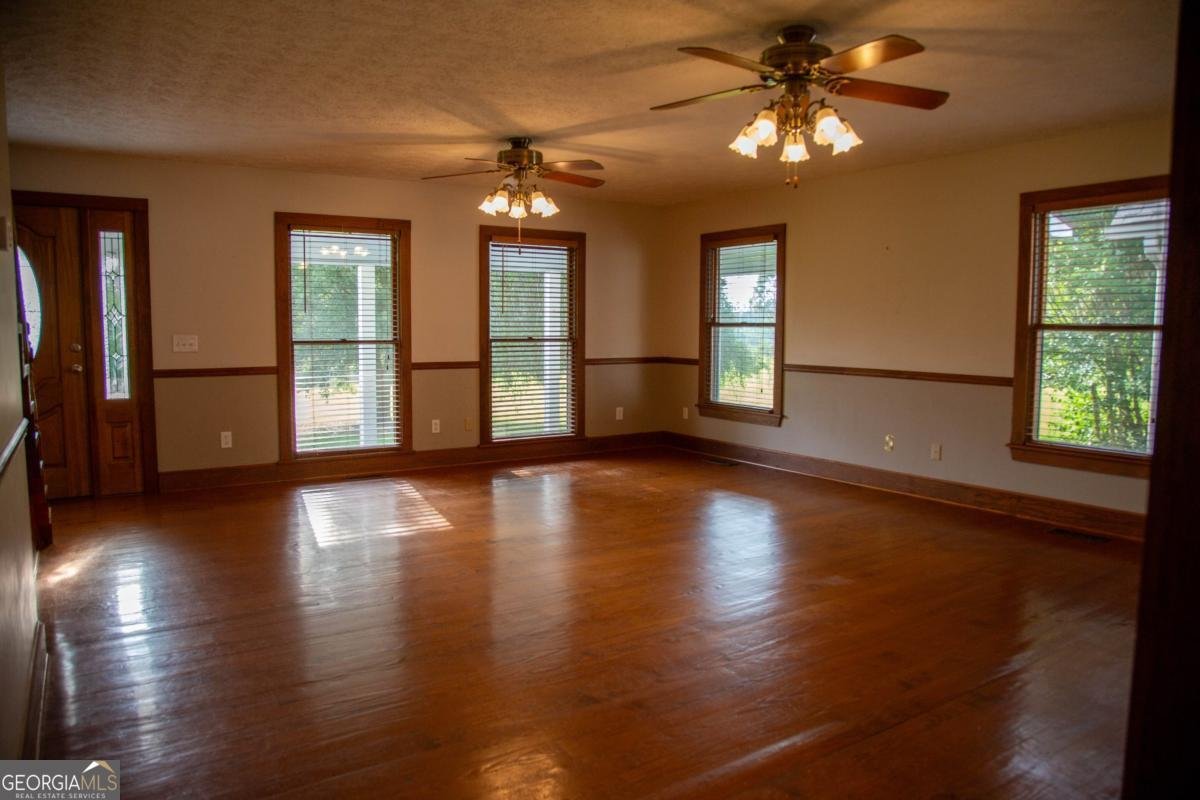 5407 Us Hwy 221 Uvalda - 61