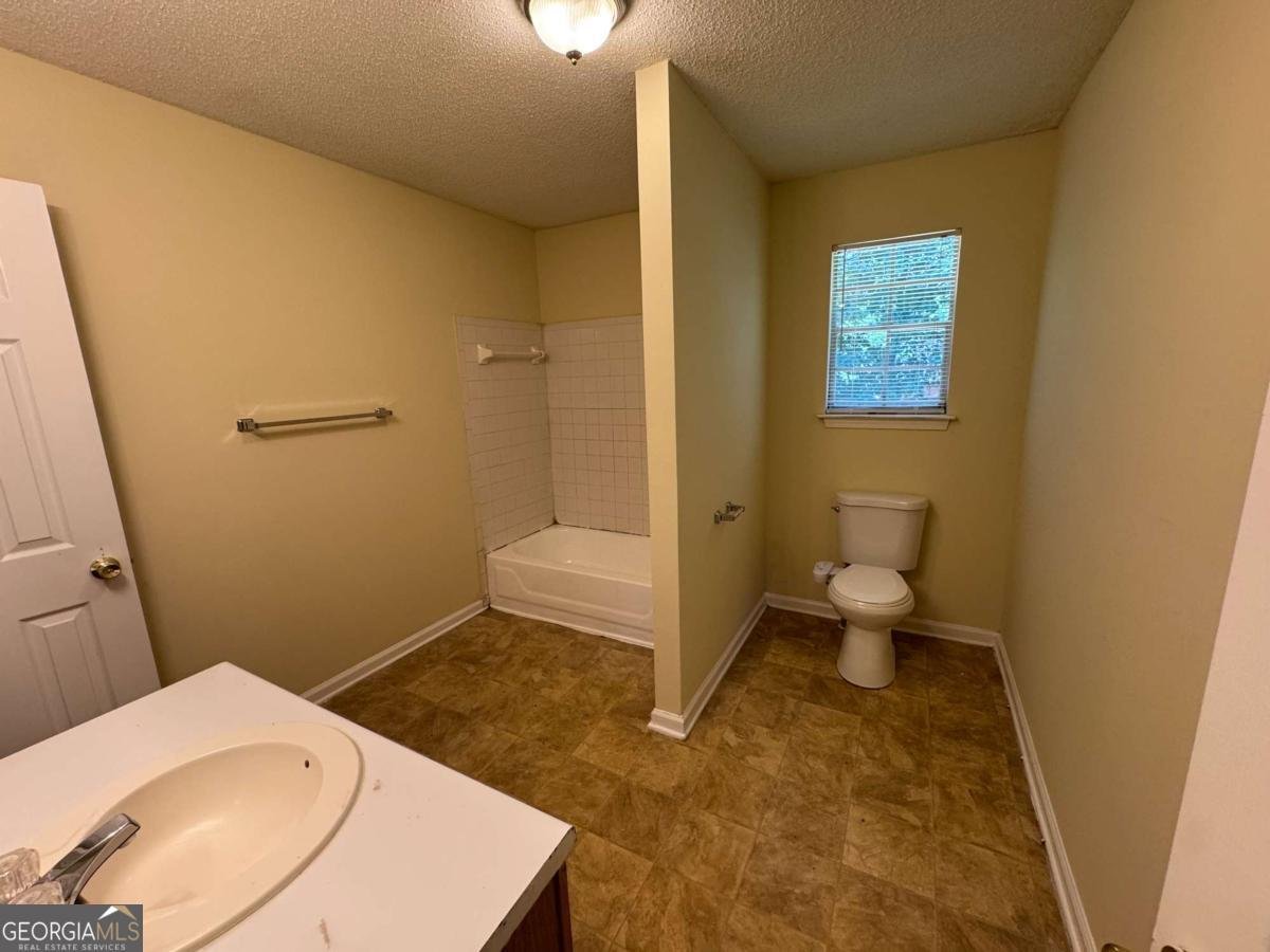 1050 Redan Trace Stone Mountain - 12