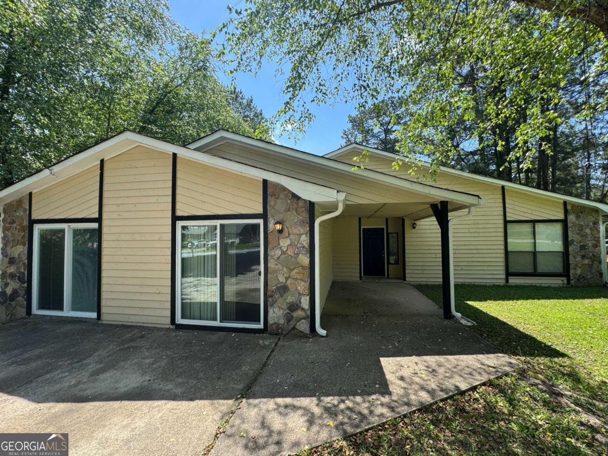 120 Squirrel Way Atlanta - 1