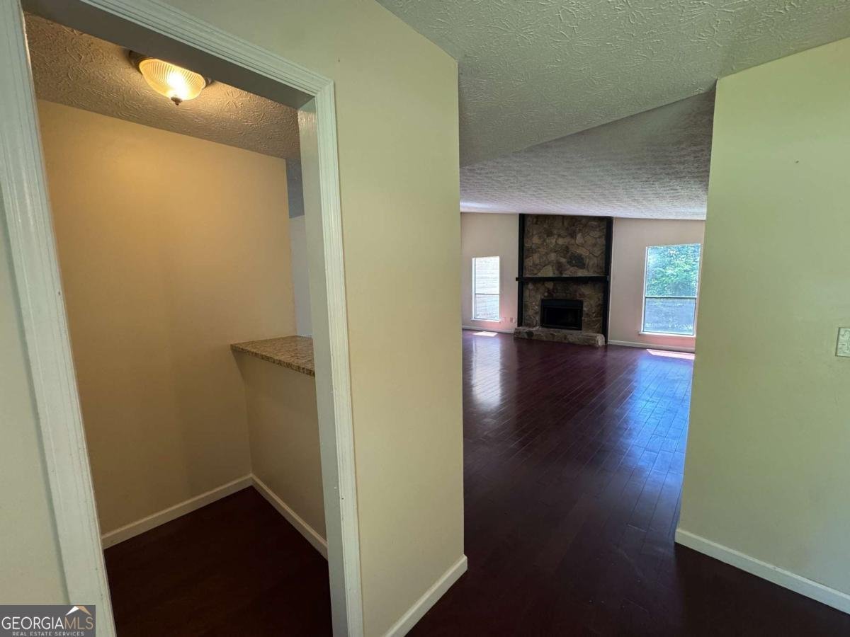 120 Squirrel Way Atlanta - 14