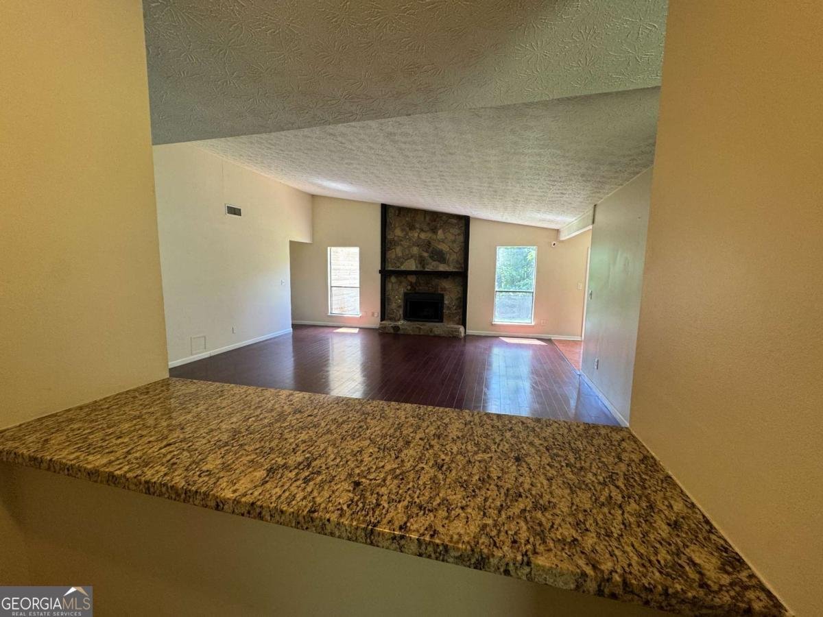 120 Squirrel Way Atlanta - 16
