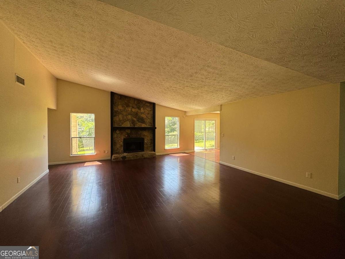 120 Squirrel Way Atlanta - 6