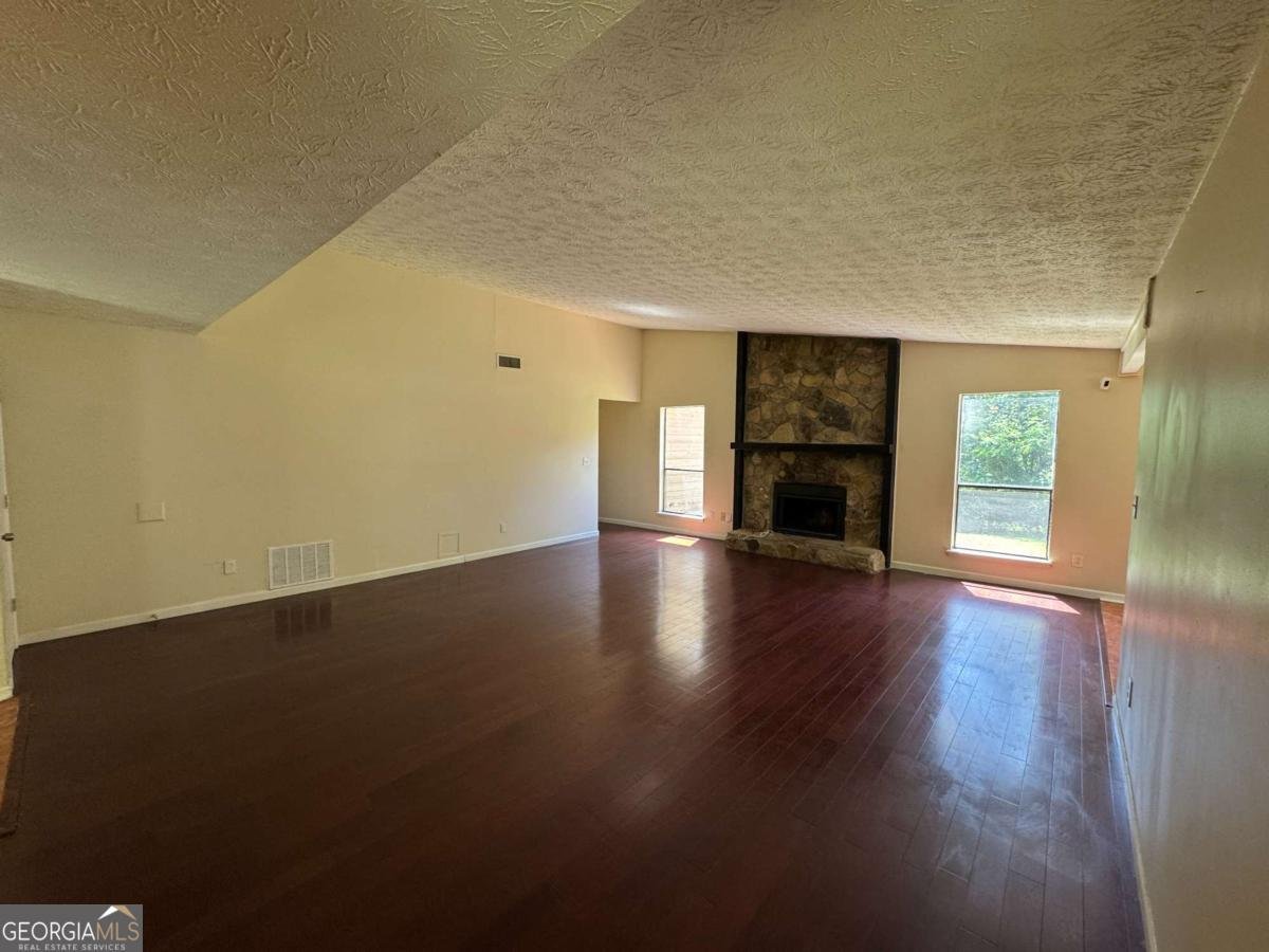 120 Squirrel Way Atlanta - 7
