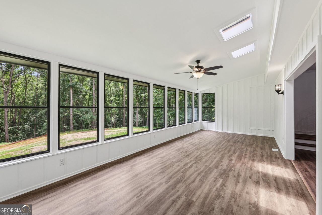 2725 GLENDALE Drive Conyers - 33
