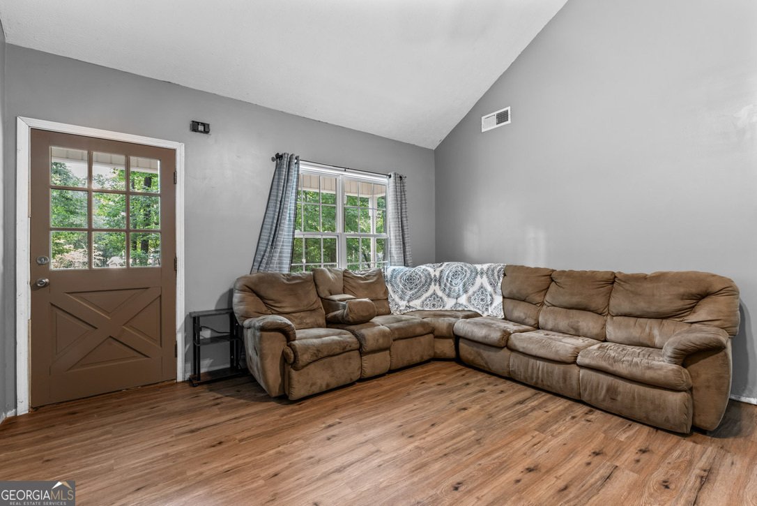 215 Stewart Lane Griffin - 4