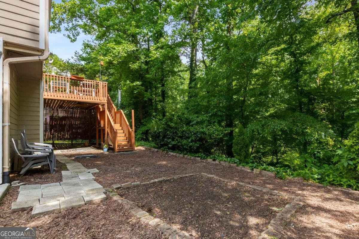 1019 Legacy Walk Woodstock - 37