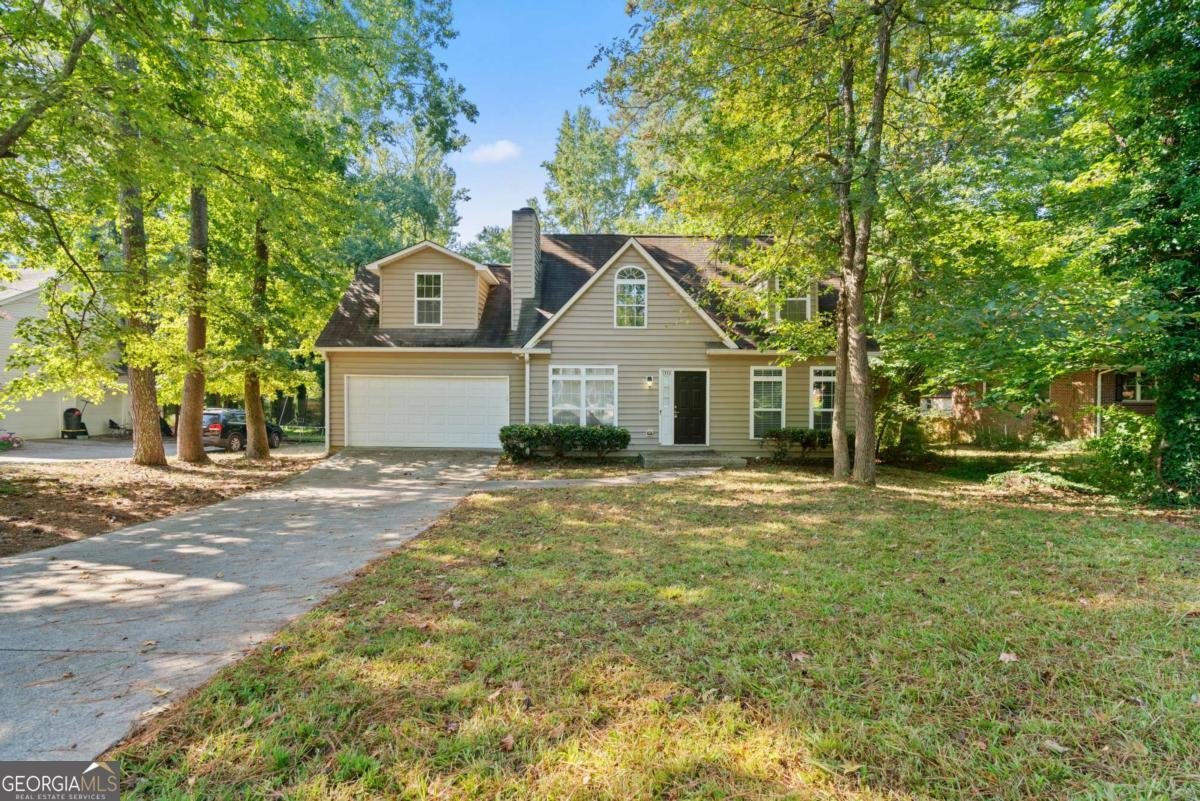1333 LAURA Lane Austell - 1