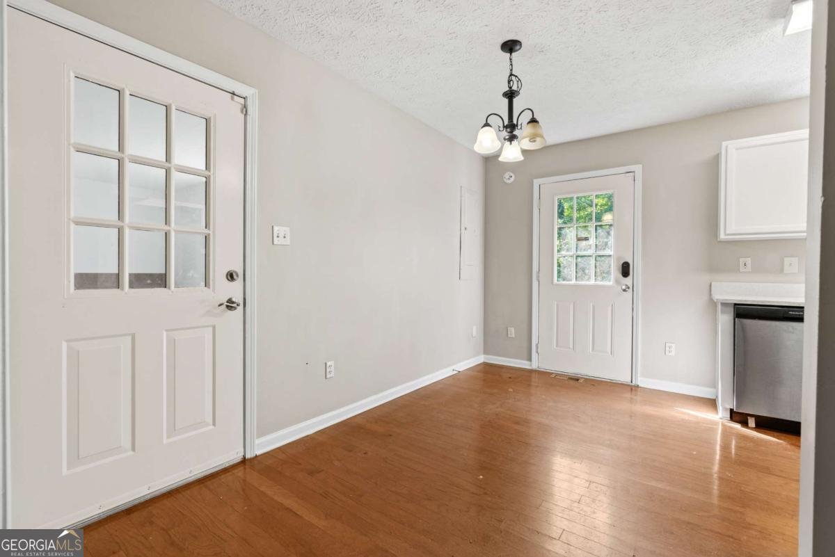 1333 LAURA Lane Austell - 8