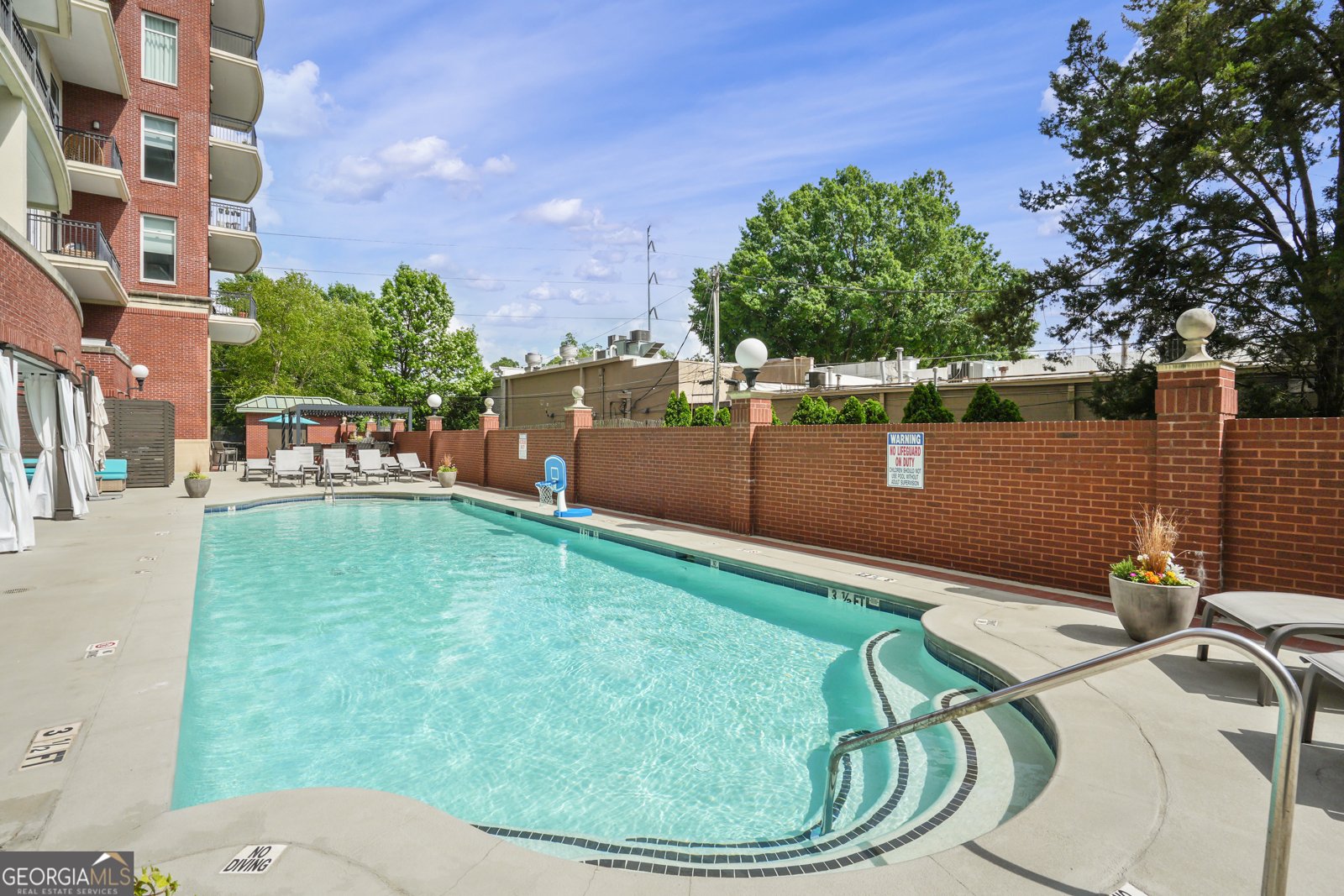 3820 Roswell Road Atlanta - 28