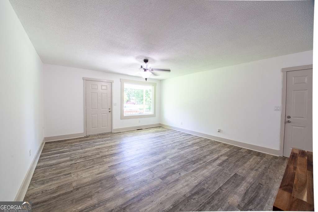 178 Wayne Street Calhoun - 12