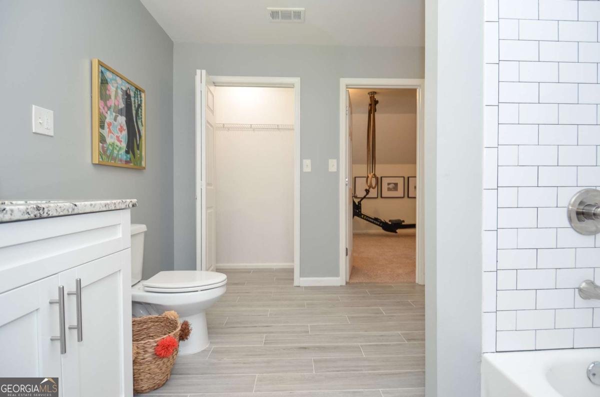 1216 Oleander Drive Lilburn - 43