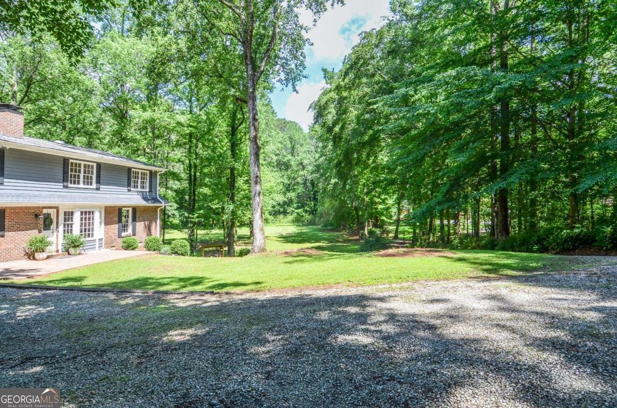 1216 Oleander Drive Lilburn - 74
