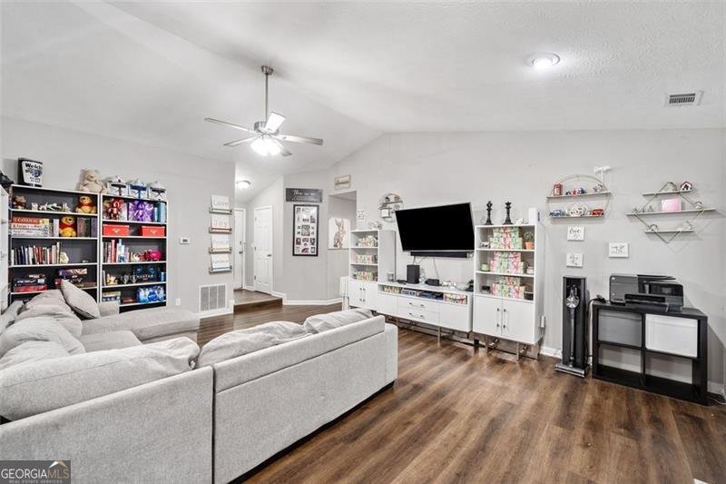 10650 COLONY GLEN Drive Johns Creek - 9