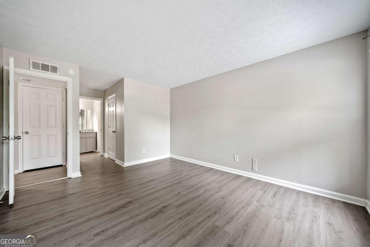 705 Beaufort Circle Duluth - 11
