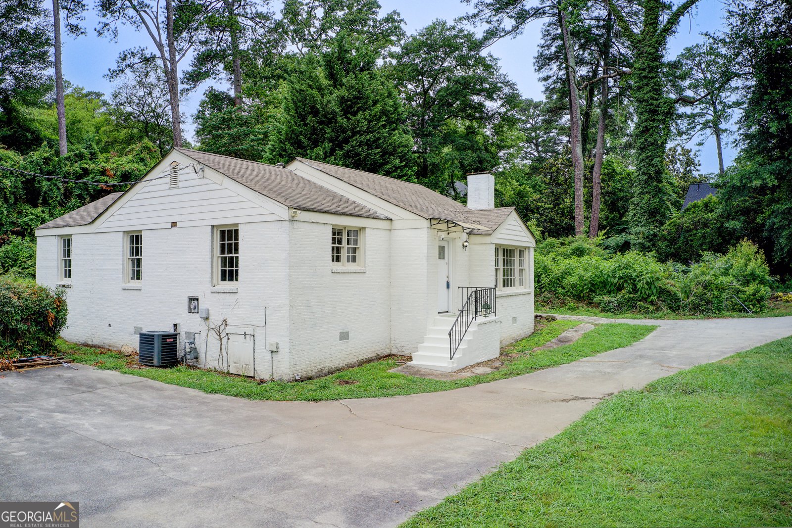 2742 Alpine Road Atlanta - 27