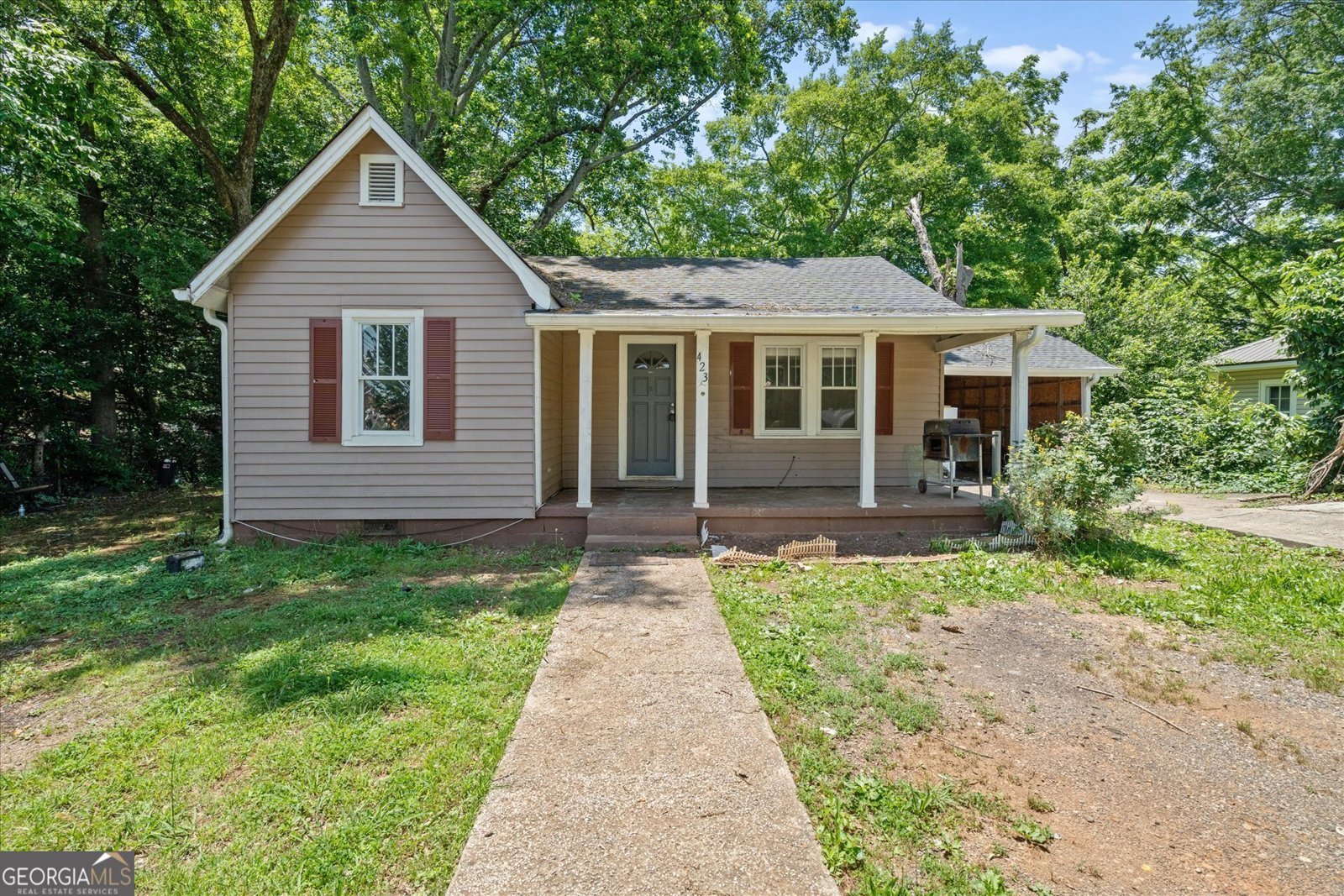423 Clifton Terrace Carrollton - 1