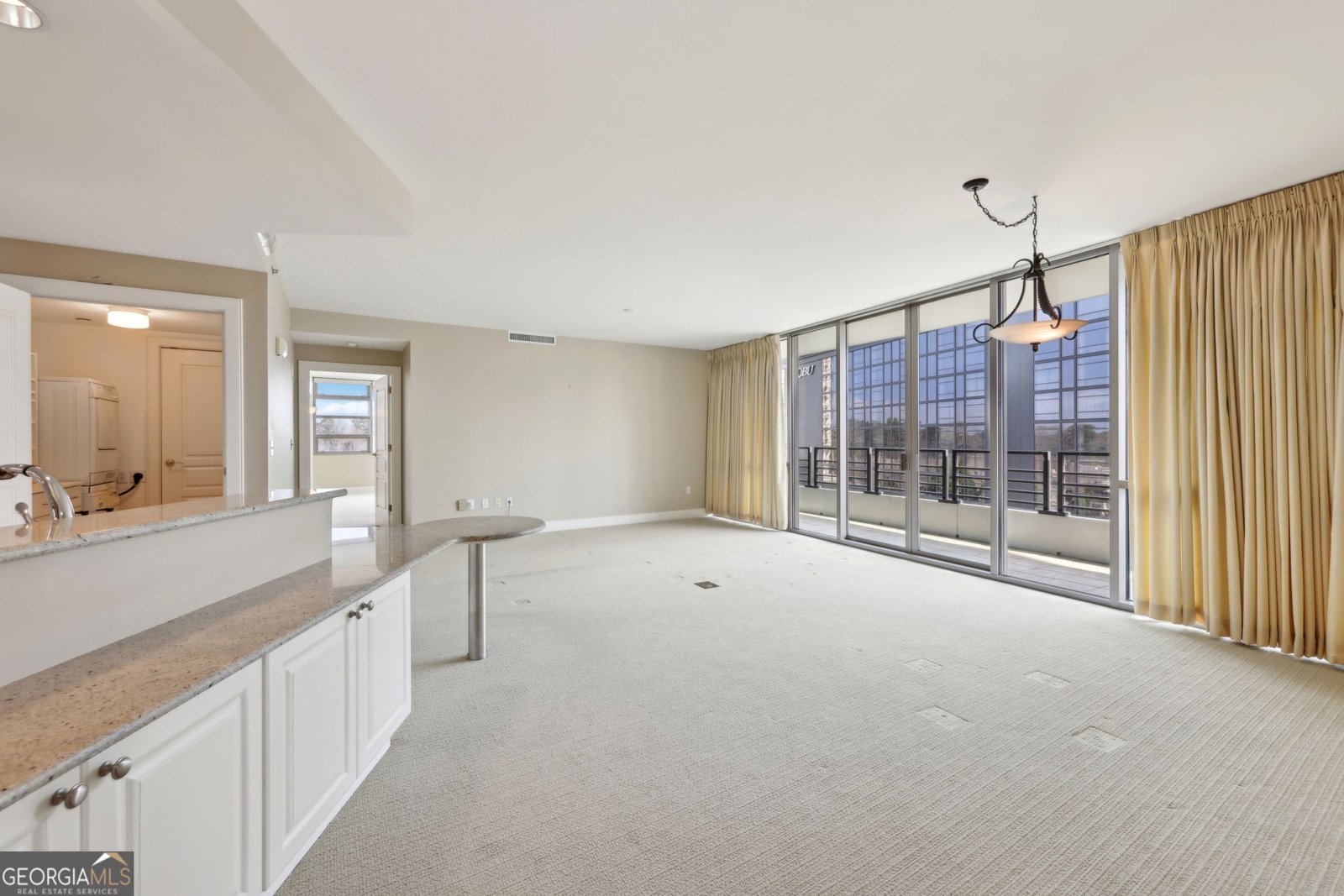 700 Park Regency Place Atlanta - 2