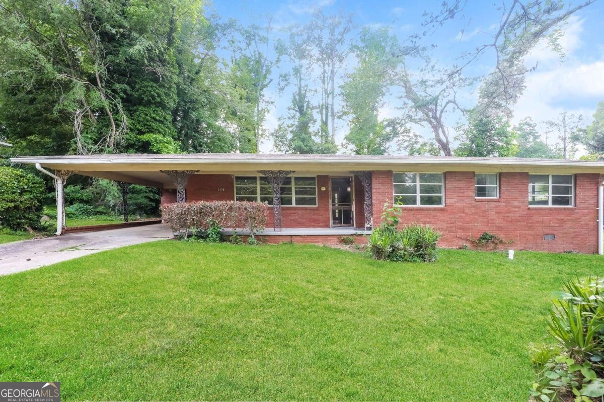 3179 Dogwood Drive Atlanta - 1