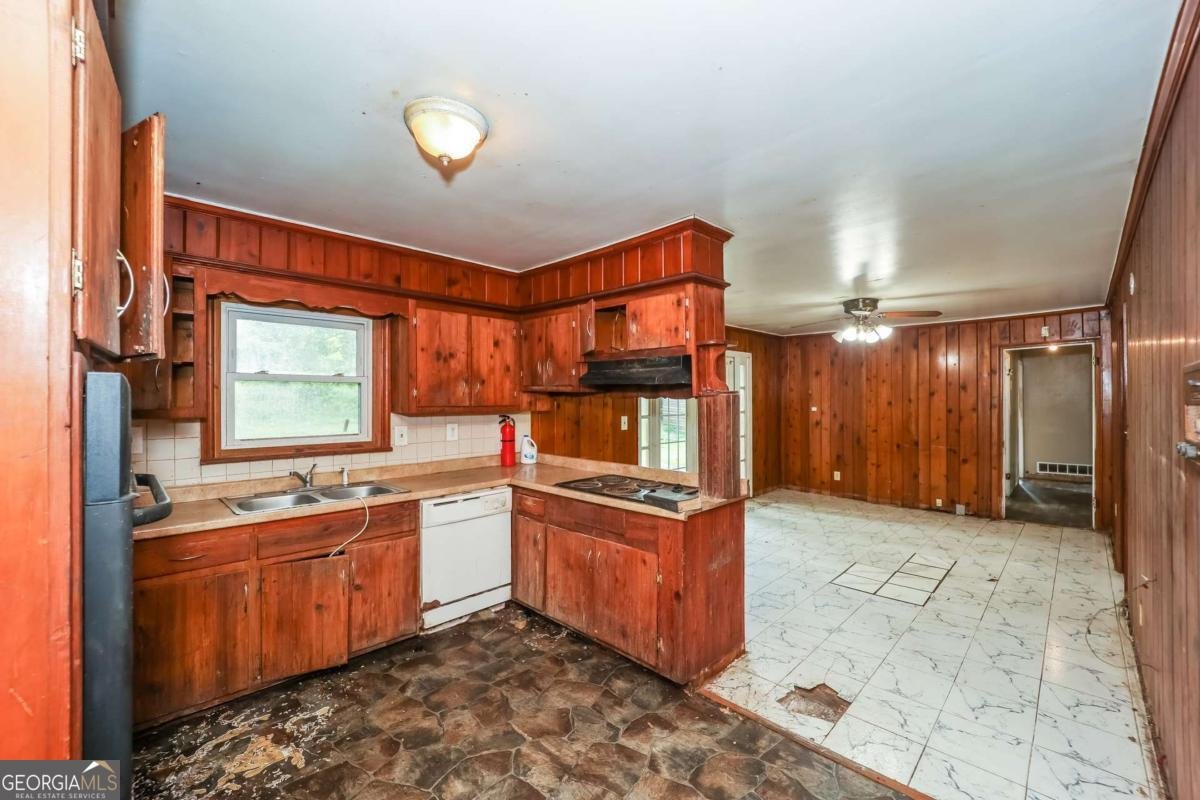 3179 Dogwood Drive Atlanta - 16