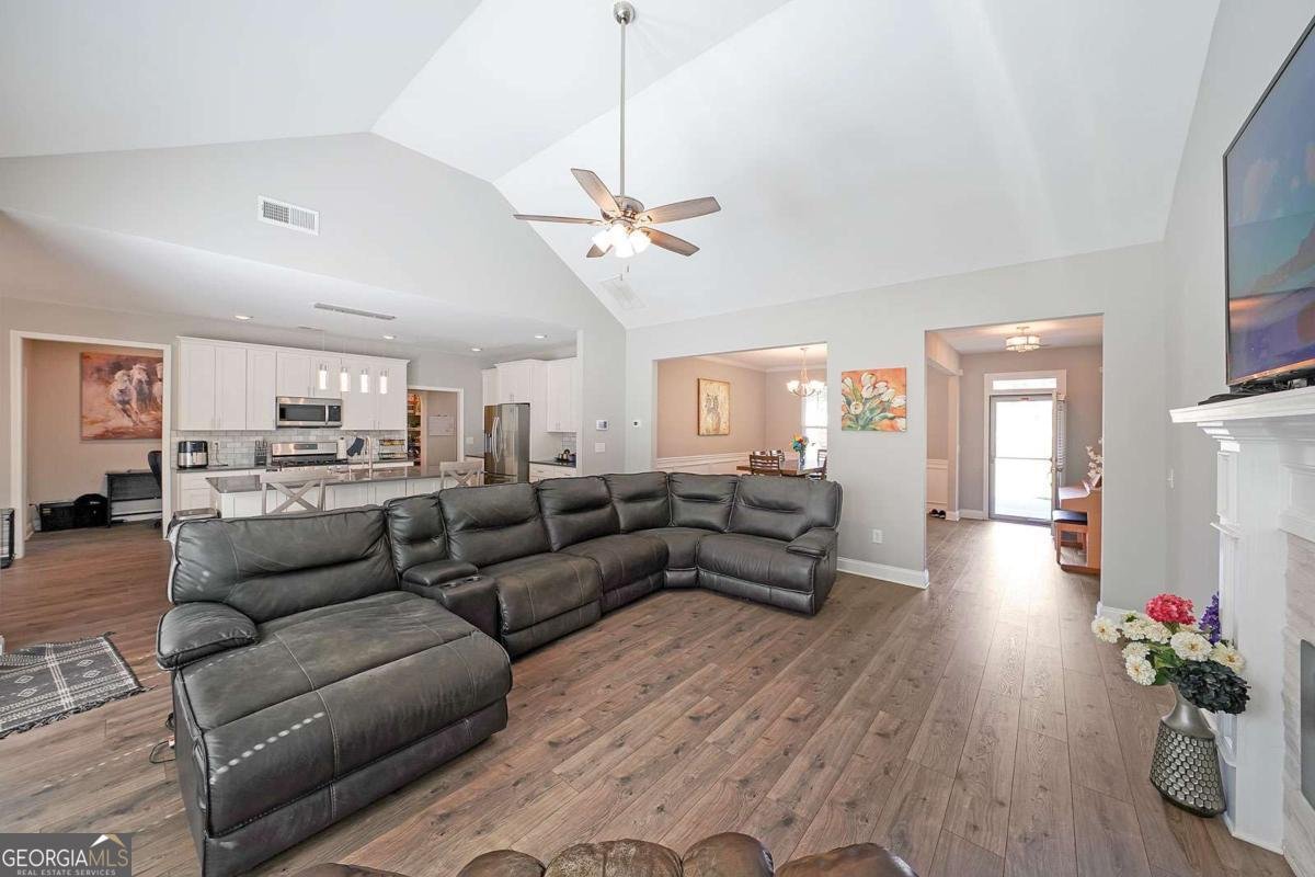 686 Stark Street Lawrenceville - 4