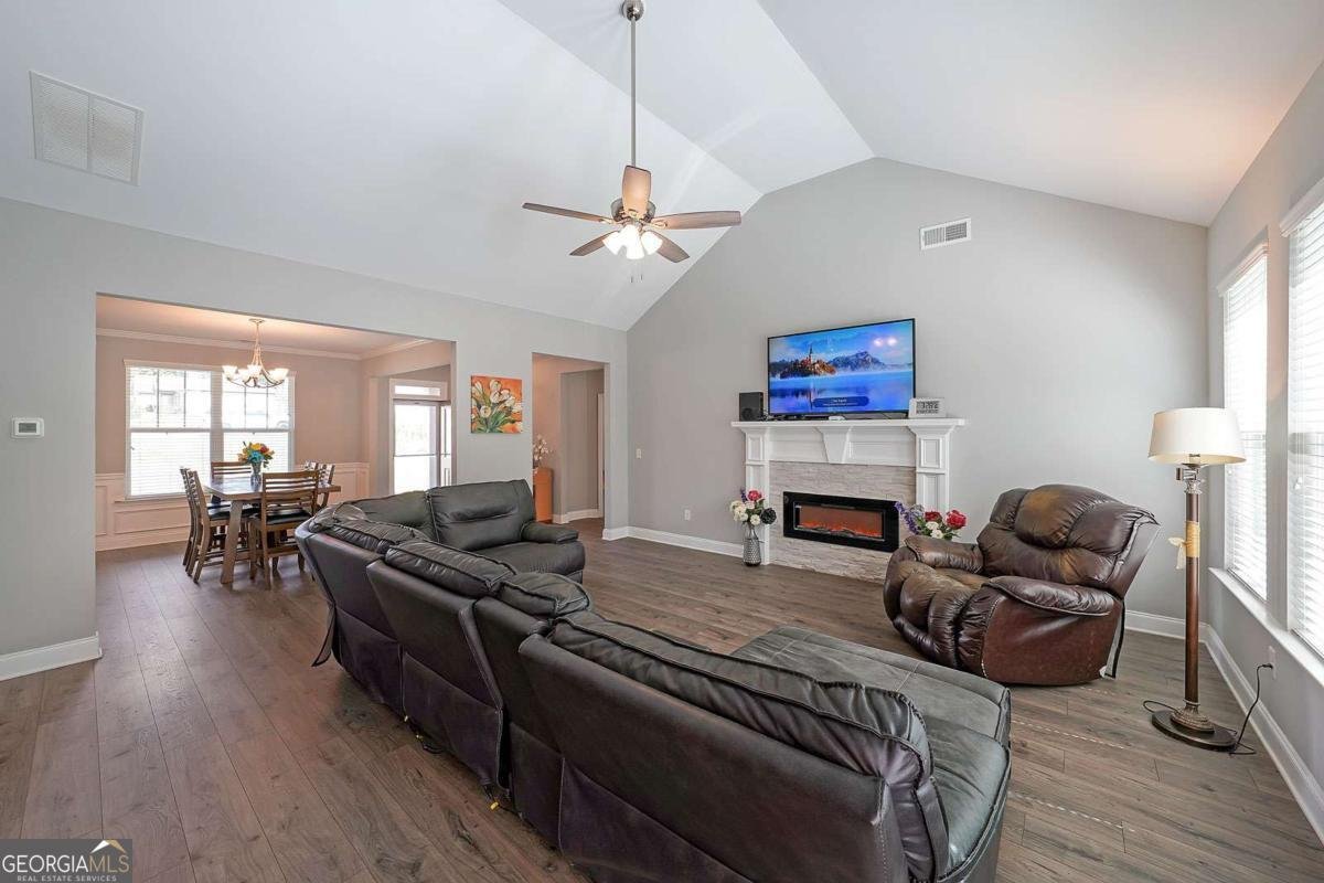 686 Stark Street Lawrenceville - 6