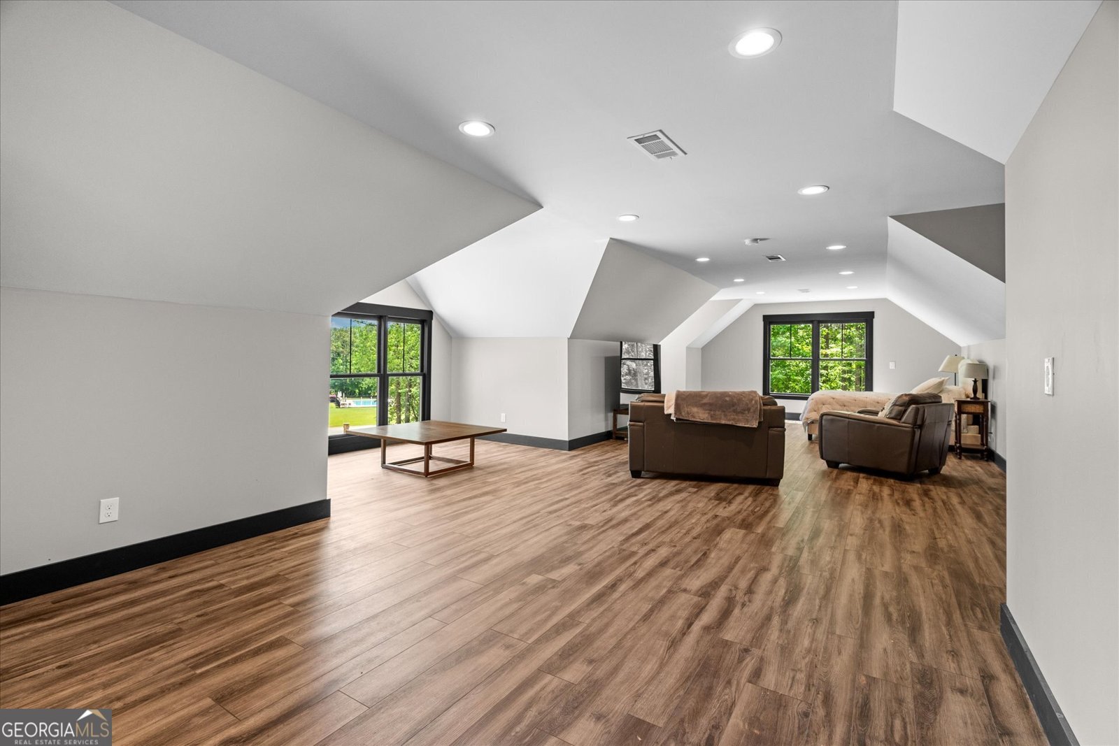 193 Stonegate Trail Carrollton - 64