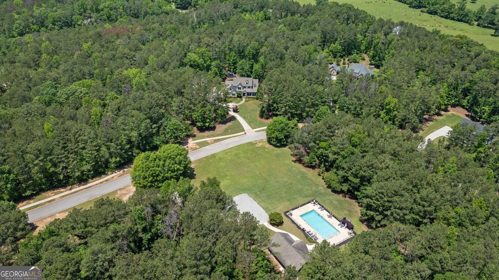 193 Stonegate Trail Carrollton - 73