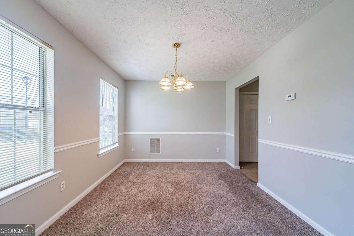 3283 Sugar Creek Falls Avenue Atlanta - 1