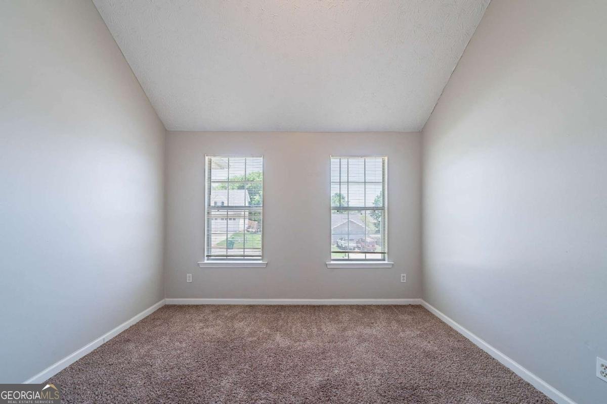 3283 Sugar Creek Falls Avenue Atlanta - 20