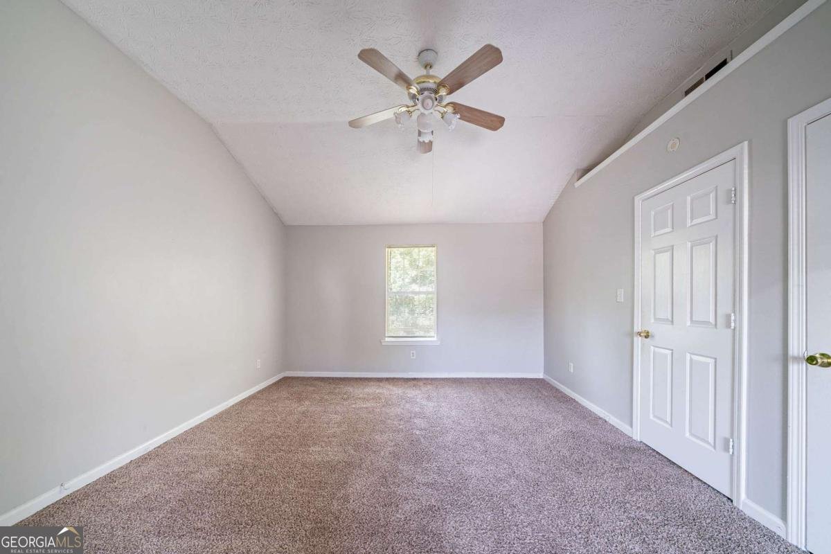 3283 Sugar Creek Falls Avenue Atlanta - 22