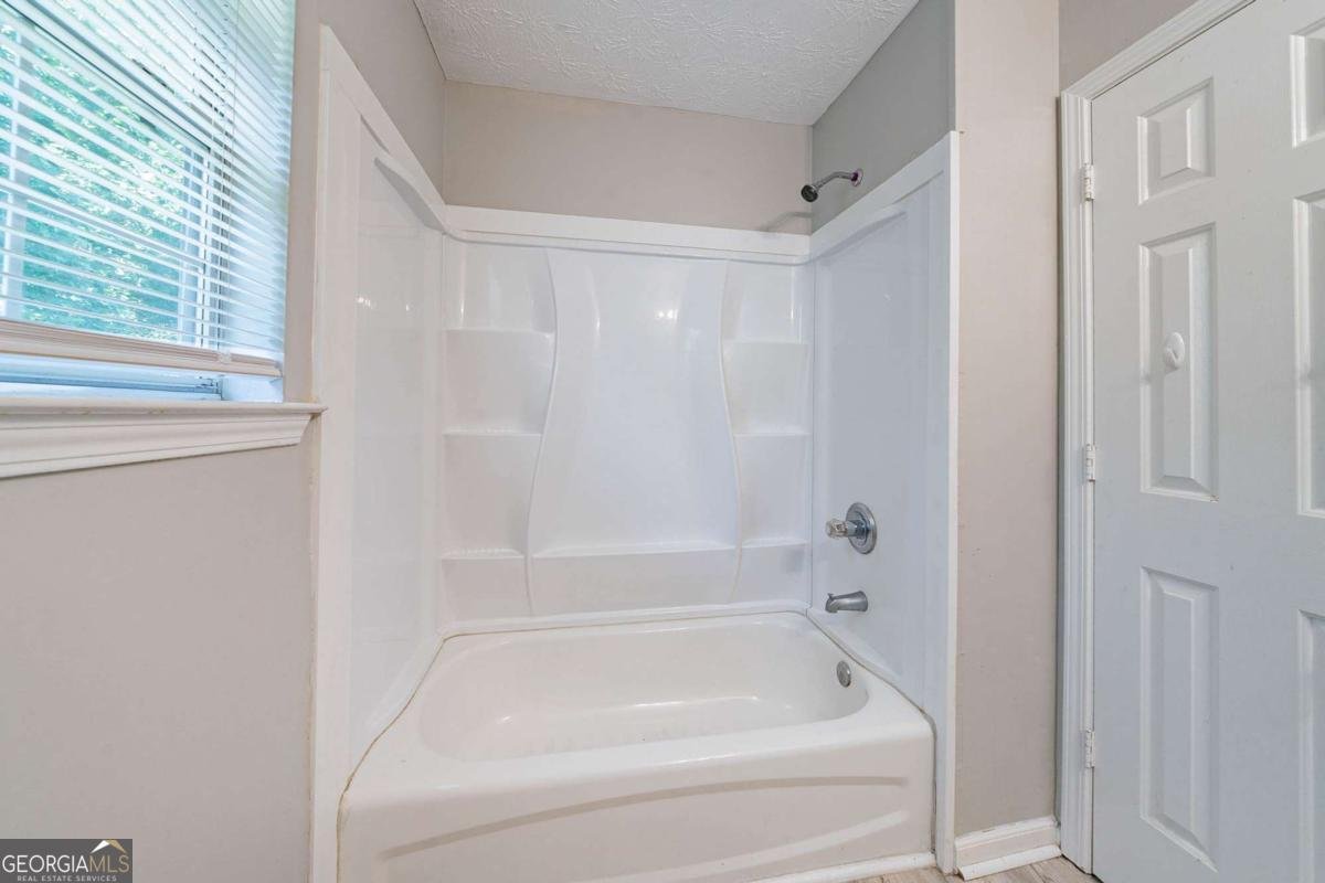 3283 Sugar Creek Falls Avenue Atlanta - 5