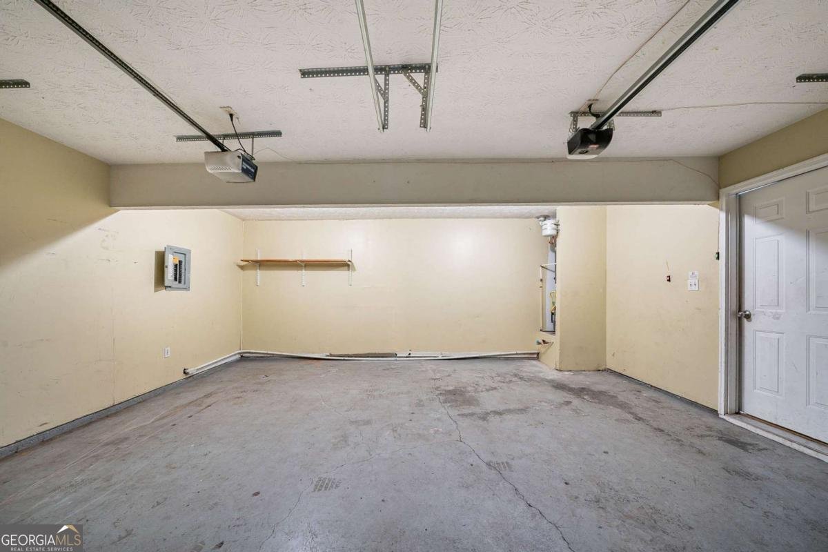 3283 Sugar Creek Falls Avenue Atlanta - 7