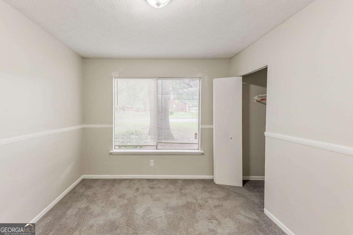 6715 Kimberly Mill Road Atlanta - 19