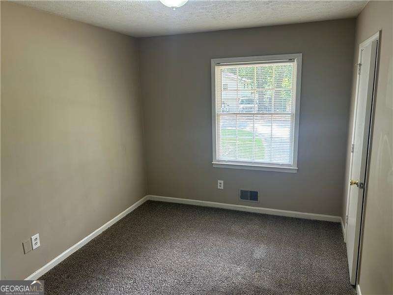 6956 6956 Kimberland Gardens Lane Lithonia - 8