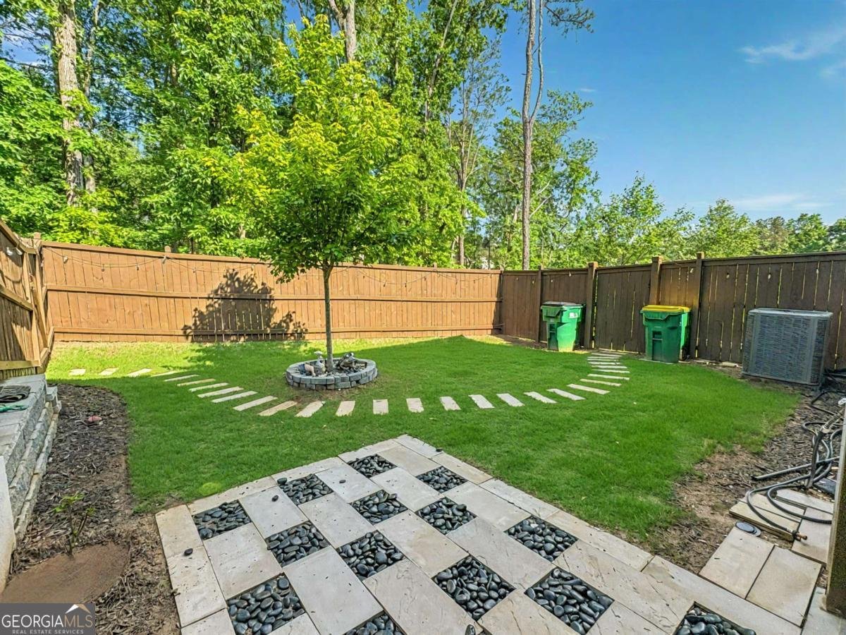150 Holden Way Woodstock - 41