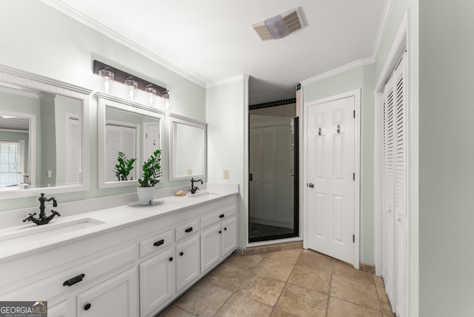 1431 Tame Turkey Road Lakemont - 43